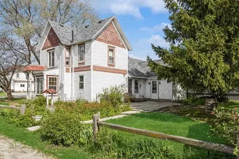 546 Hatter Ave, Parnell, IA 52325
