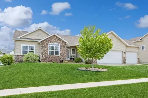 715 Barrington Pkwy, Marion, IA 52302