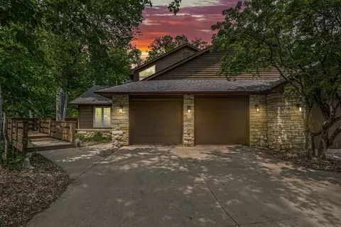 704 Beaver Ridge Ct SE, Cedar Rapids, IA 52403