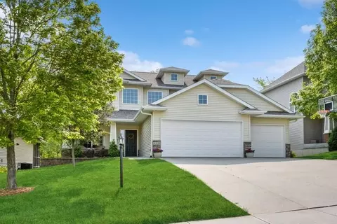 3235 Kelsey Ln, Coralville, IA 52241
