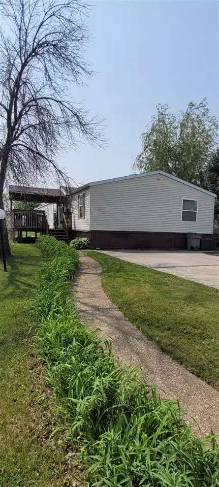 603 Beachview Dr, Iowa City, IA 52246