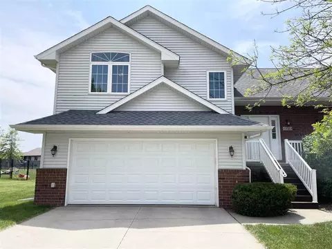 1523 Alder Dr, North Liberty, IA 52317