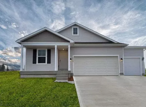 7002 Chenango Ln, Cedarrapids, IA 52404
