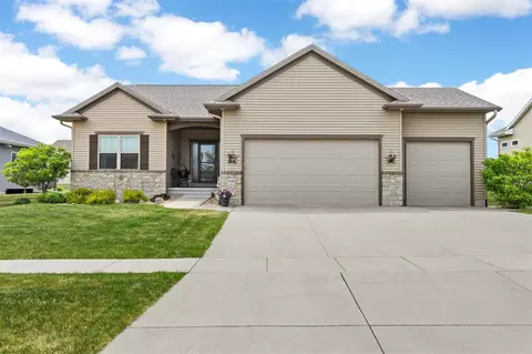 2090 Hillside Dr, Ely, IA 52227 photo 2