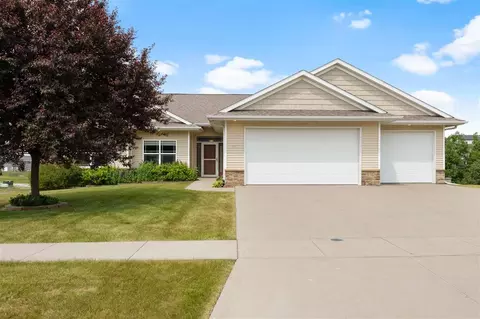 551 Doe Ave, Tiffin, IA 52340
