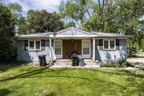 612 4th Ave, Coralville, IA 52241