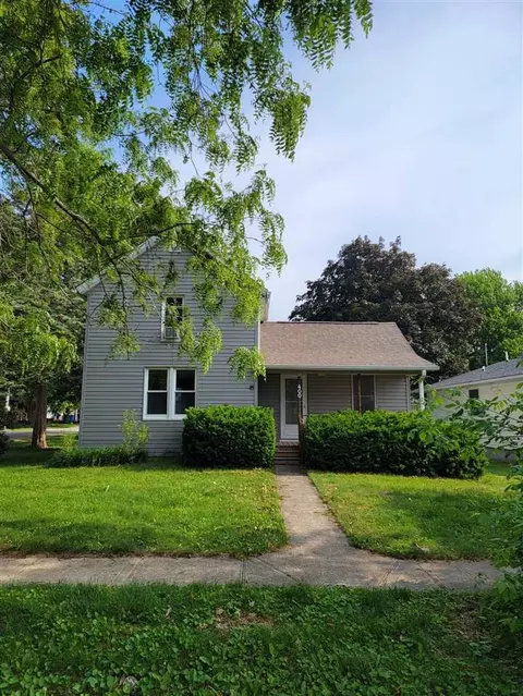 400 E Linn St, Lone Tree, IA 52755