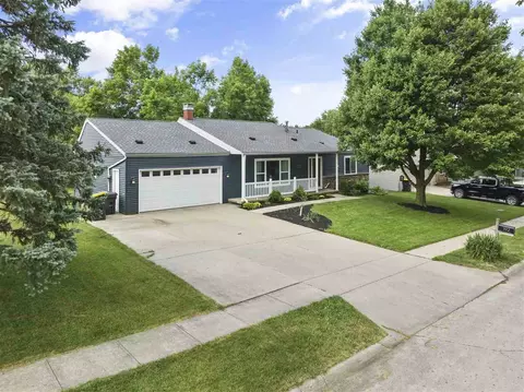 192 Columbia Dr, Iowa City, IA 52245