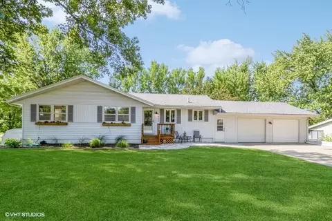 1400 11th St, Coralville, IA 52241