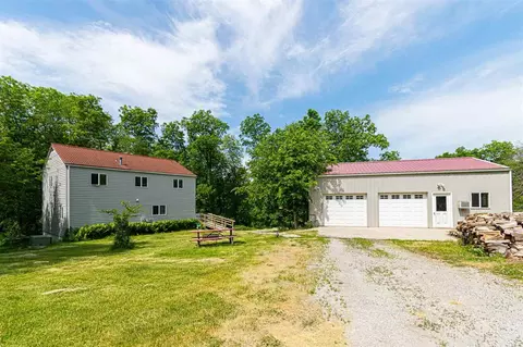 2661 Woodfield Ln, North Liberty, IA 52317
