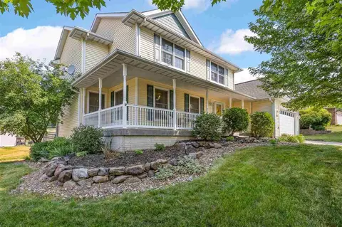 3005 Wind Ridge Ct, Coralville, IA 52241