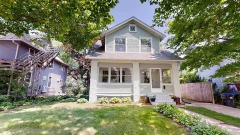 1128 Rochester Ave, Iowa City, IA 52245