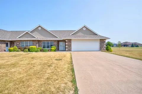 1495 Ridgeview Ave, West Liberty, IA 52776