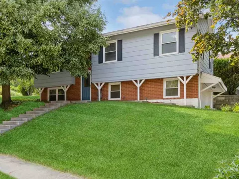 1401 13th St, Coralville, IA 52241