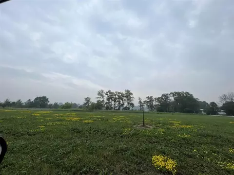 lot Lot 9 Mrm 2nd Addn Garfield St, Marengo, IA 52301