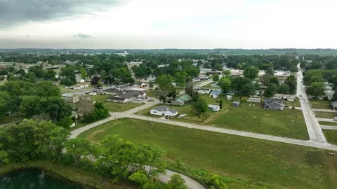lot13 Mrm 2nd Addn Western Ave, Marengo, IA 52301