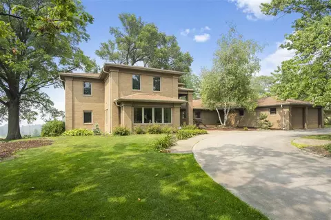 2070 Melrose Ave, Iowa City, IA 52246