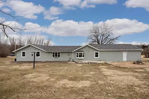 1397 Bertram St SE, Cedar Rapids, IA 52403 photo 25
