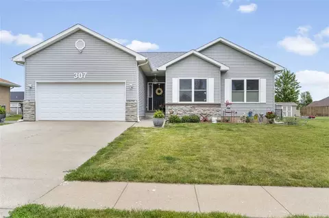 307 W 15th St, West Liberty, IA 52776