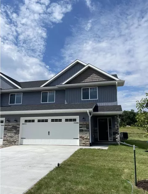 3310 Loethen Ln, Coralville, IA 52241
