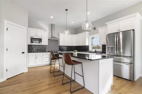 5602 Seminole Valley Trl NE, Cedar Rapids, IA 52411 photo 8