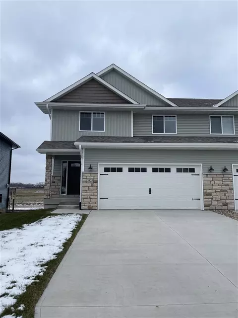 3325 Loethen Ln, Coralville, IA 52241