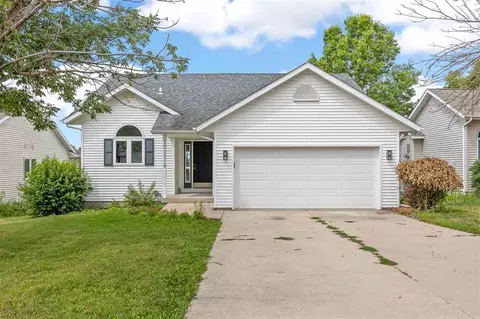1718 Park Ridge Dr, Coralville, IA 52241