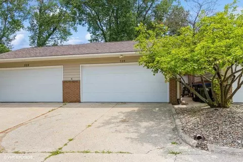 524 N 1st Ave, Iowa City, IA 52245