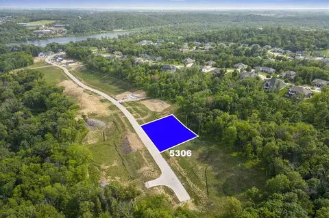 Lot 28 Ushers Ridge, Cedarrapids, IA 52411