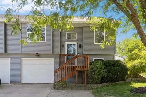 989 22nd Ave, Coralville, IA 52241