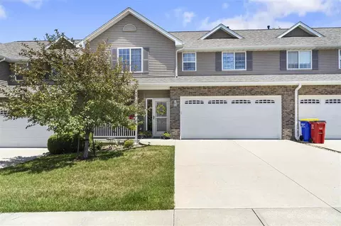 1674 Burr Dr, North Liberty, IA 52317