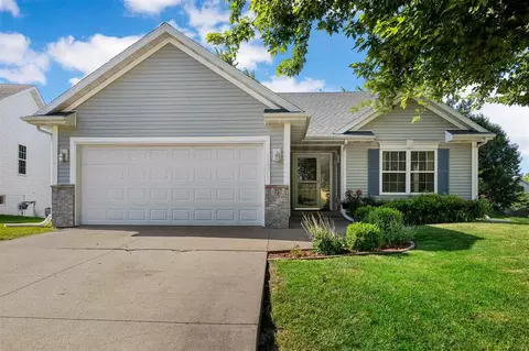 1471 Walker Way, Coralville, IA 52241