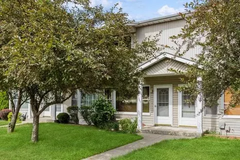505 Potter St, Tiffin, IA 52340