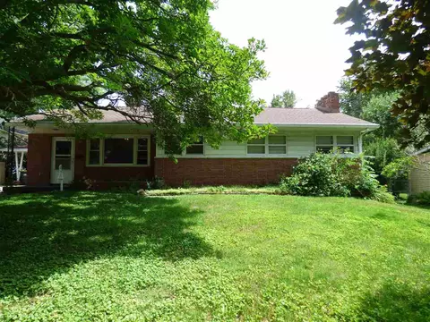 410 4th Ave, Iowa City, IA 52245