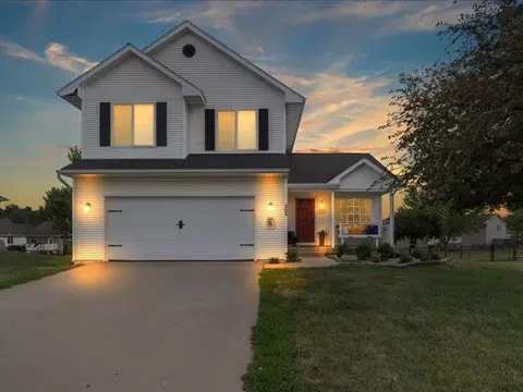 505 Viking Dr, Solon, IA 52333