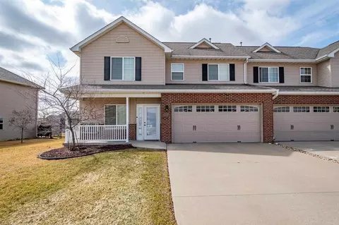 1517 Alder Dr, North Liberty, IA 52317