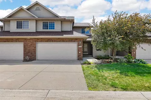 125 E Weston, North Liberty, IA 52317