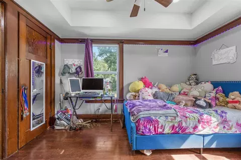 302 E 3rd St, Solon, IA 52333 photo 8