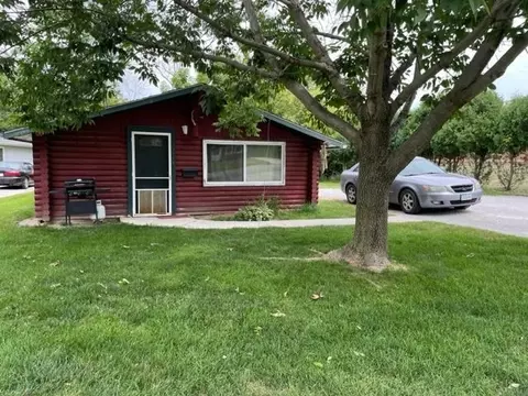 1116 1118 Saint Clement St, Iowa City, IA 52245