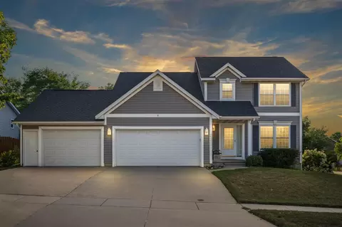 2490 Tamerac Dr, Marion, IA 52302