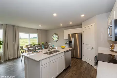 7021 SW Chenango Ln, Cedarrapids, IA 52404 photo 7