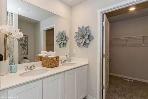 7021 SW Chenango Ln, Cedarrapids, IA 52404 photo 11