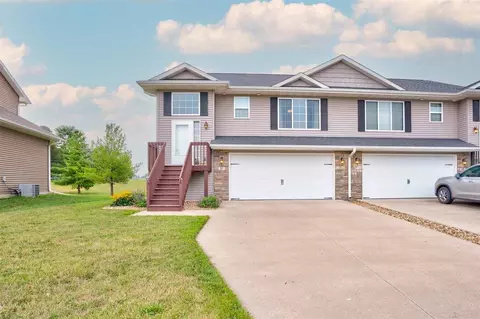57 Ash Ct, North Liberty, IA 52317