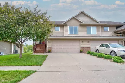 277 Hickory Ct, Tiffin, IA 52340