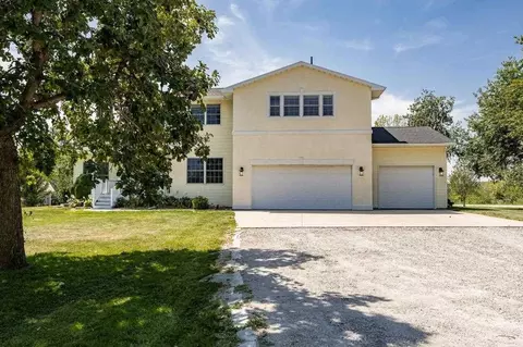 2961 Good Earth Pl, Iowa City, IA 52240