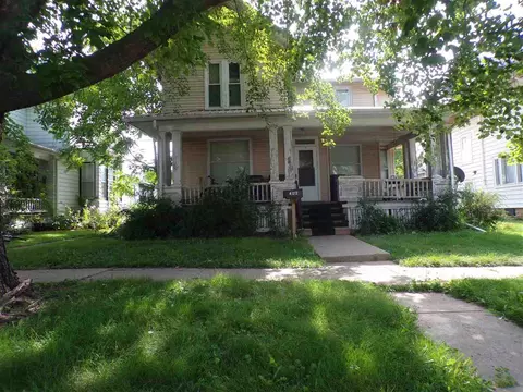 402 Meridian St, Tipton, IA 52772