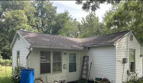 1308 Kirkwood Ave, Iowa City, IA 52240