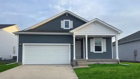 609 E Bear Dr, Tiffin, IA 52340