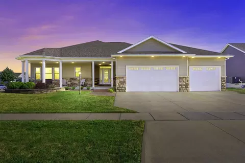 600 Penn Ridge Dr, North Liberty, IA 52317