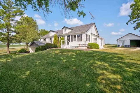 2110 285th St, Washington, IA 52353